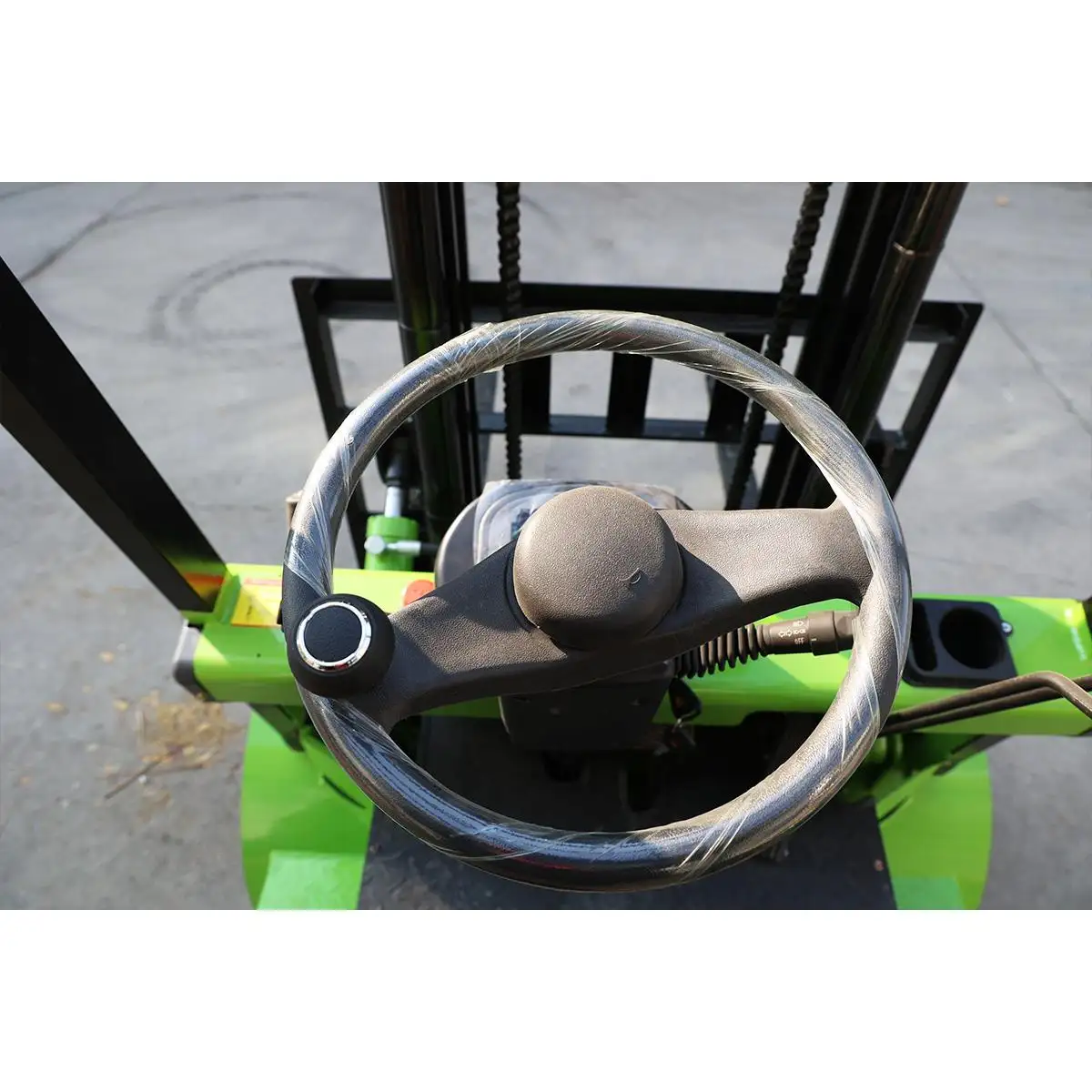 CPD-25 verde de 2,5 toneladas-Detalles-Volante
